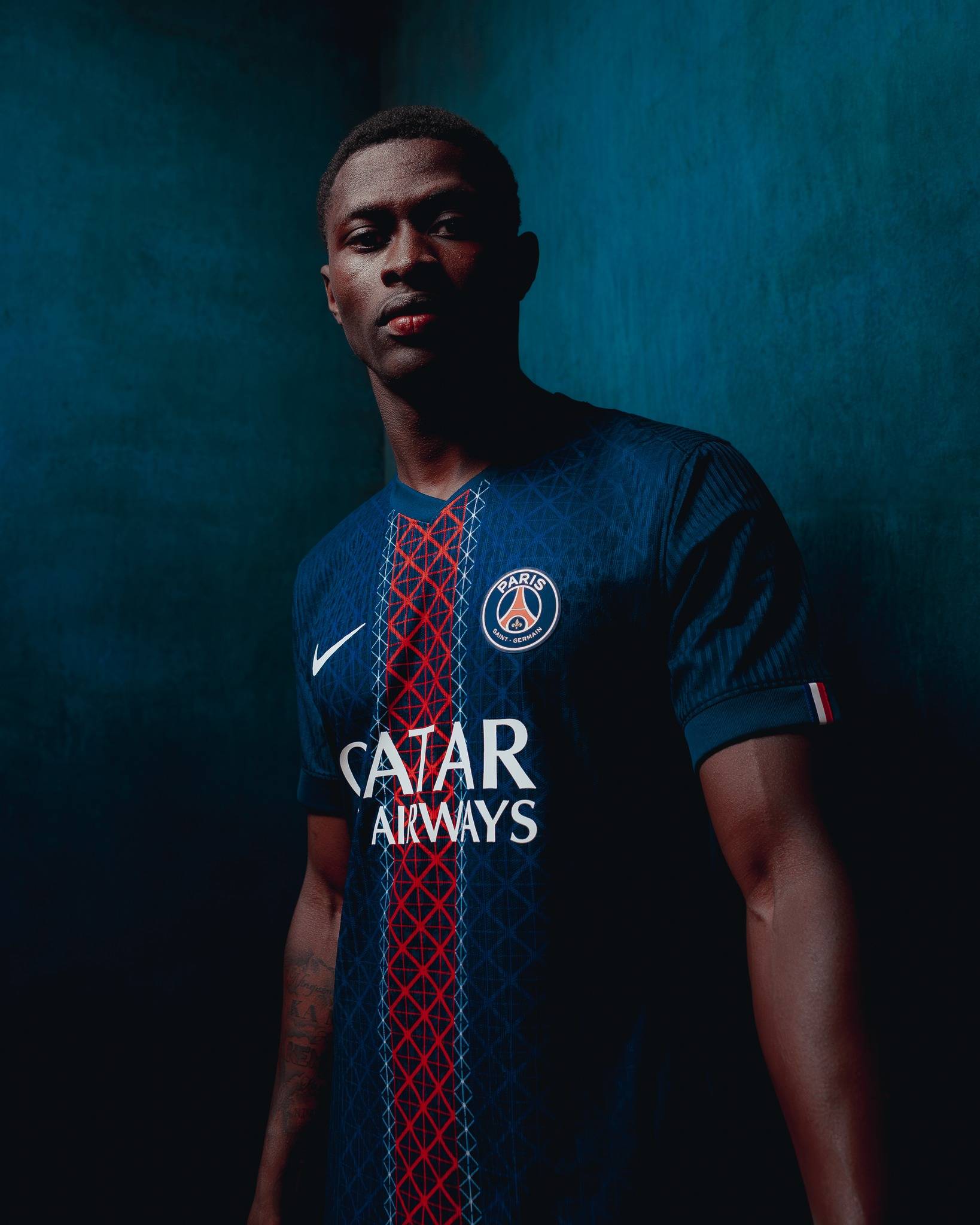 MSN组队失败！内马尔没来，苏亚雷斯可能无法再跟梅西同队了！