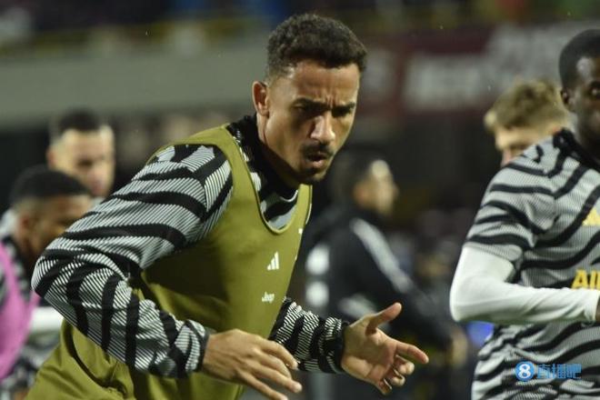 体育总局：鼓励境外优质资本投资，依法依规创设新职业化赛事