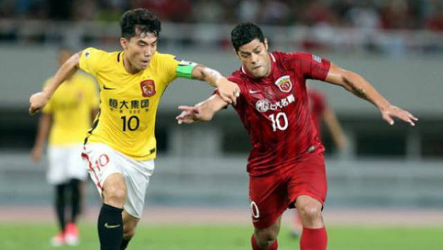 足坛一些球员会不会是有其他副业……？